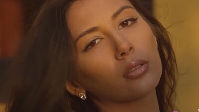 Magnificent Latina Gianna Dior shows her big ass and amazing natural body