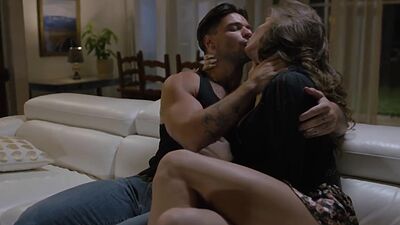 Brunette ts Jade Venus blowjobs cock and ass anal barebacked