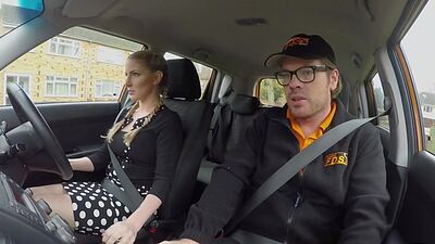 Busty babe with big tits pussyfucked and mouthjizzed in car