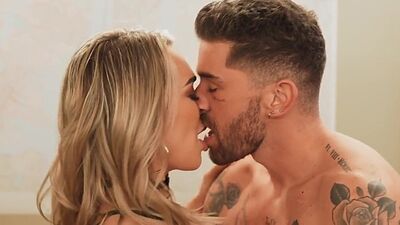 Trans goddess riding bareback in duo after sucking cock