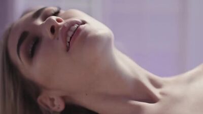 Gorgeous TS Gracie Jane lick and bang Delilah Days wet pussy