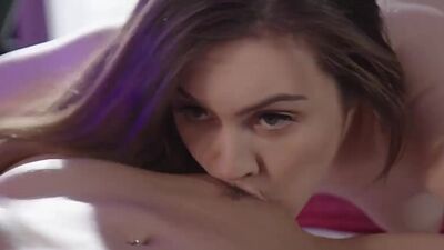 Hot latina gets licked and facesitted by her hot masseuse