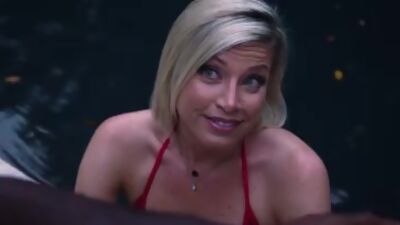 Blonde milf Kaylynn Keys invites Jay Bangher inside her house