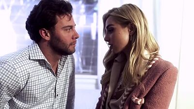 Serial breeder banging Kenzie Annes pussy from behind