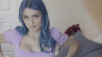 Stepsister teen spelling dick and asked to suck it after stepbro helped her