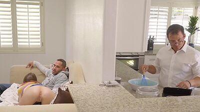 Wet stepsis Kyler Quinn wanted stepbro into her and he fucked her in secret