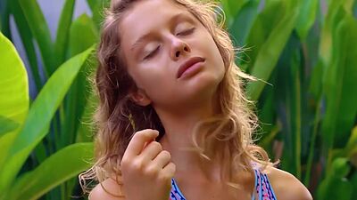 Cute brunette Muirina Fae shows her stunning body and amazing rounded booty