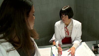 Busty lab tehnician fucked by shemale