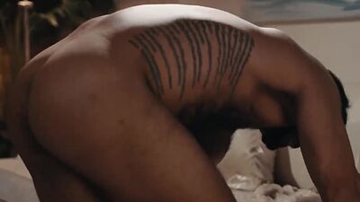 Small tits shemale Tori Easton barebaack anal fucks Draven