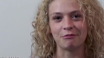 Hot French Canadian amateurs fucked in their first casting, coming soon...