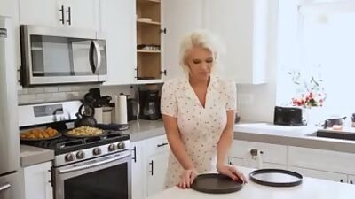 Charli Phoenix wanting some quality time with her stepson