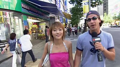 Japanese pornstars Sakura Sakurada and Rei Kanzaki introducing their world