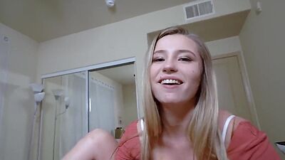 DadCrush - Stepdaughter Booty Shorts Shag - Carolina Sweets