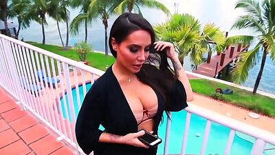 Huge Assed Kim K Looks Alike Fucked By The Lucky Paparazzi