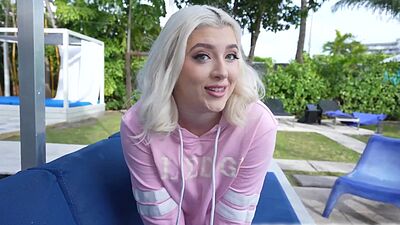 Gia Oh My plays dice with her stepbrohter Brick Danger