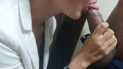 Employee had her mouth full of cum for the boss