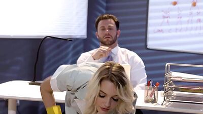 The dude in charge can fuck babe so hard and he banged her in tight ass