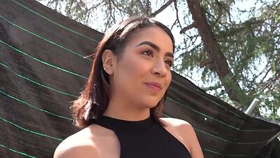 POV babe4cash sucks cock and gets pussyfucked outdoor