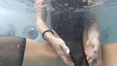 World Class Ping Pong Show with Scarlet Chase!