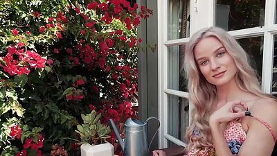 Sexy blonde teen Roxy Shaw reveals natural body after posing in the garden