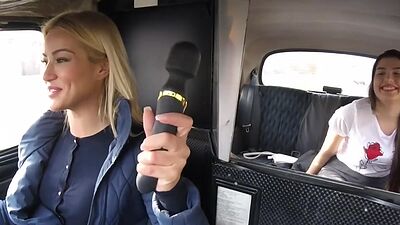 Cab driver les babe enjoys licking and toying with customer