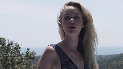 Passionate posing action with hot big ass blonde MILF model Lindsay Marie