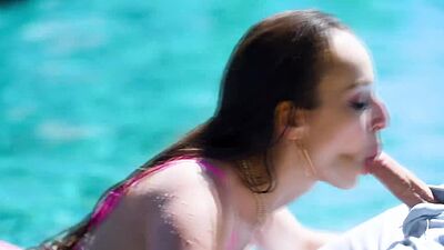 Pool service worker fucks his client's cheating wife