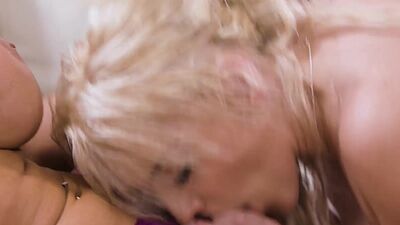 Hot teen Kenna James dominated horny shemale with strapon on her waist