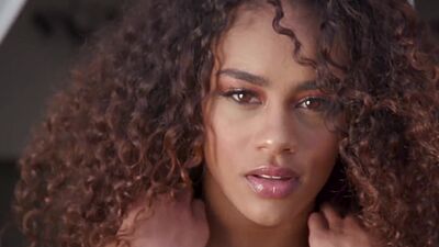 All natural ebony babe Scarlit Scandal stripping a taking a bath outdoor