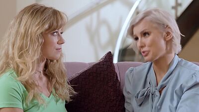 Stepmom and stepdaughter having SEX to strenghten bond