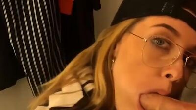 Тeen Вlowjob in a Fitting Room Oral Creampie Swallows Cum LuxuryGirl