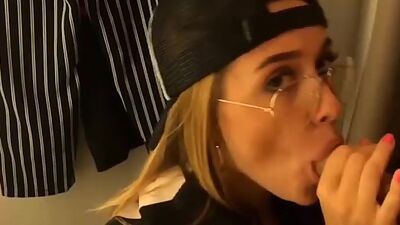 Тeen Вlowjob in a Fitting Room Oral Creampie Swallows Cum LuxuryGirl