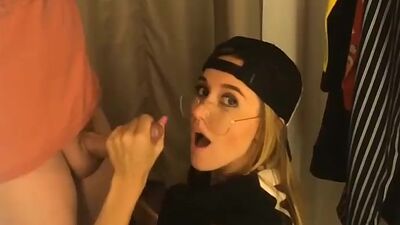 Тeen Вlowjob in a Fitting Room Oral Creampie Swallows Cum LuxuryGirl