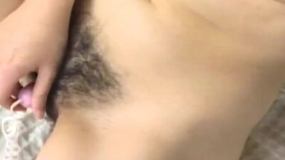 Toyed japanese MILF moans for orgasm