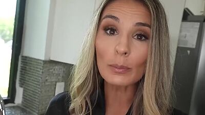 Nicky fucked Mandy over the kitchen counter