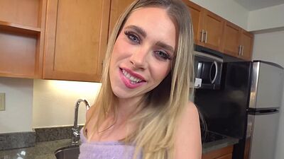 Gold digger stepsister Anya Olsen needed stepbros guidance with having sex