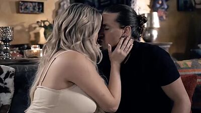 Kayley and Jay fucked as they cheated on Josie