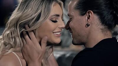 Kayley and Jay fucked as they cheated on Josie