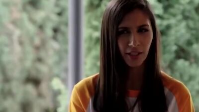 Betty locks Veronica in a sauna to buy some time then uses her creamy pussy to seduce Archie fresh from the shower