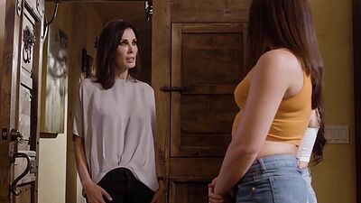 Sophia and Emma teamed pleasuring Shay's pussy