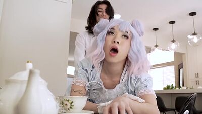 Asian babe Kimmy Kim laps on David Lee and rides his cock