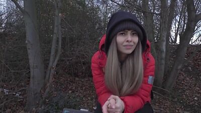 Bosomy reality amateur babe POV fucked 4 money after casting