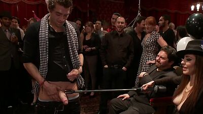 Public whores in deepthroating and BDSM pussytoying