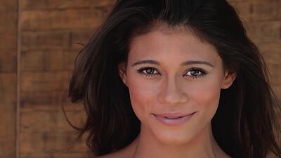 Hannah Le is the most beautiful model teen and she showed natural body