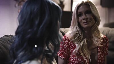 Blue haired lesbian Jewelz Blu finger lick Milf Serene Siren