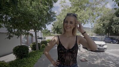 Pickedup babe fucked in pussy by agent in outdoor POV