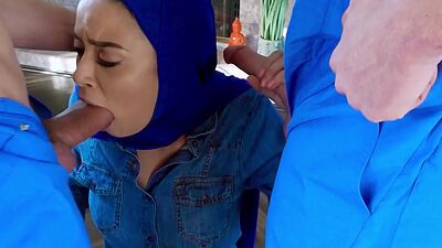 Movers discover that Arab hijab teen Maya Bijou is a freak