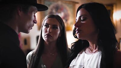 Sizzling hot 3some of lesbians Spencer Bradley and Mona Azar