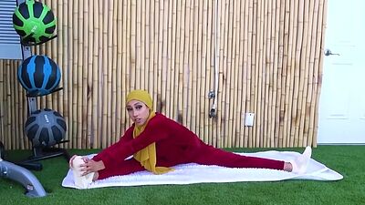 Kira spread her legs for pussy eating