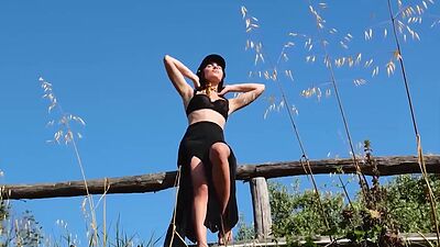 French babe Laura Devushcat reveals her amazing all natural shapes outdoor